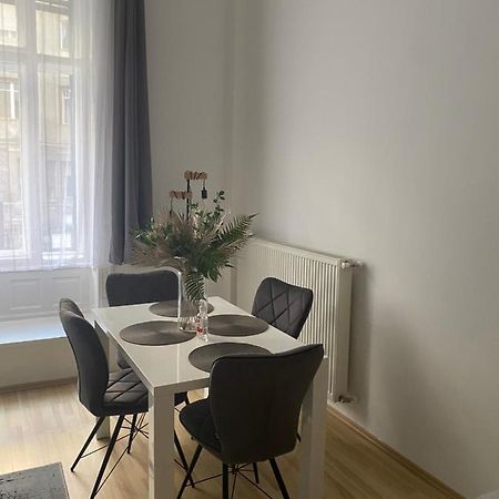 Blue Danube Apartment Downtown With Free Parking Budapest Bagian luar foto