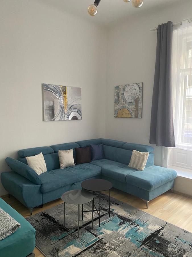 Blue Danube Apartment Downtown With Free Parking Budapest Bagian luar foto